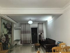 百色右江恒基广场房子户型方正。踩光好。交通便利。可以拎包入住。。出租房源真实图片