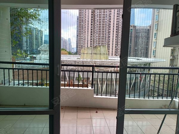 深圳福田福田中心区深业花园厅出阳台 3个房间朝正南 有钥匙出租房源