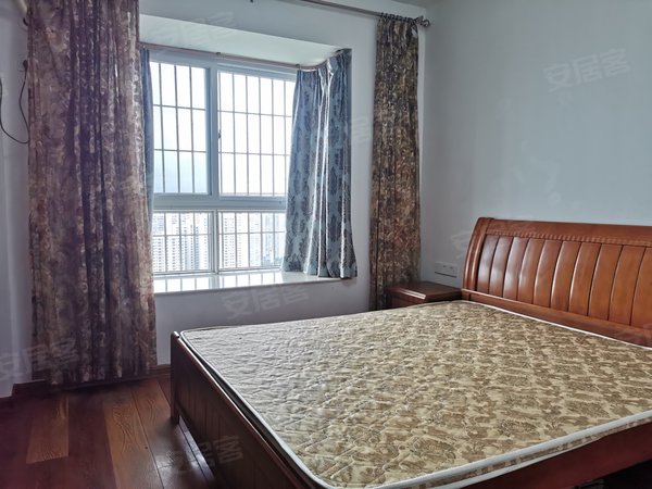 福州晋安五四北象峰新苑五四北泰禾 象峰新苑 4室2厅2卫  电梯房出租