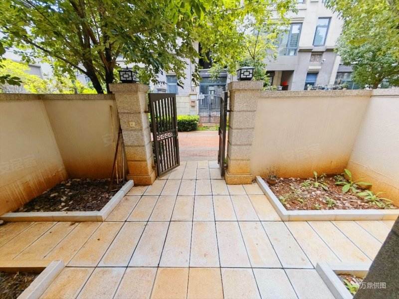 昆明房产网>昆明二手房>官渡二手房>福保片区二手房>招商雍景湾(别墅)