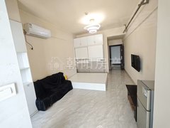 淮南田家庵万达广场急租万达广场1室精装公寓 电梯好楼层 拎包就住！！出租房源真实图片