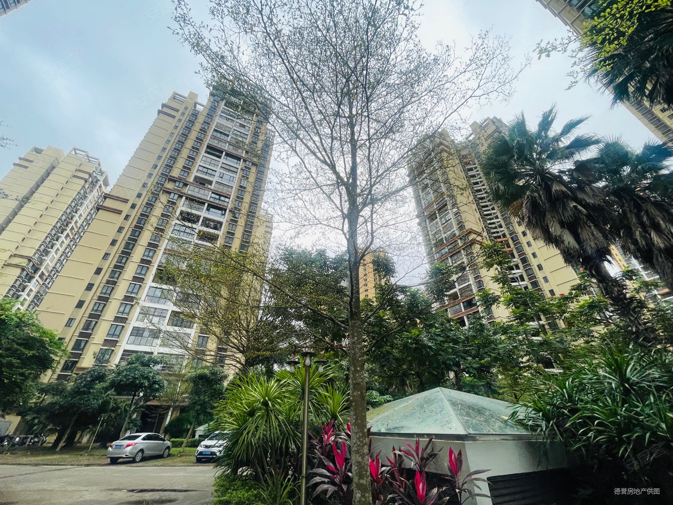 新上 时代城 永和花园 113平 带车位 楼层高 电梯随时看