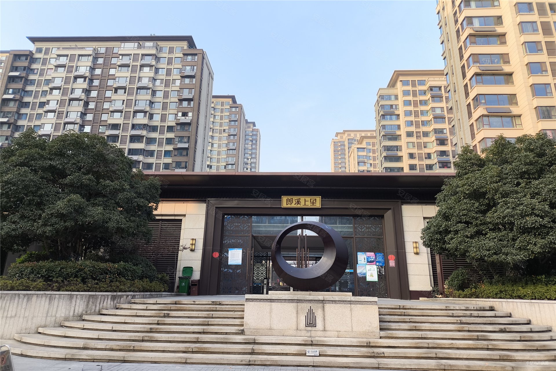 合肥房产网>合肥二手房>瑶海二手房>海洲景秀世家二手房>禹洲郎溪上里