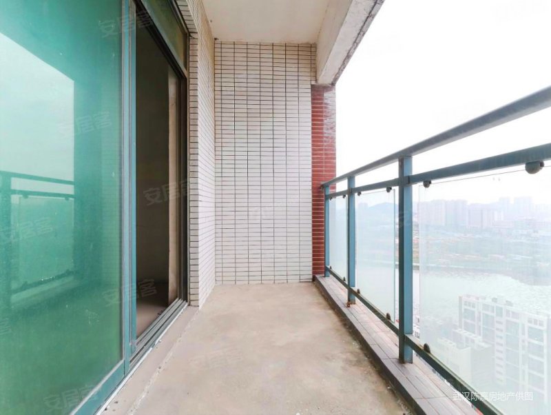 江郡华府临地铁南北通透高楼层采光充足双卫格局商品房