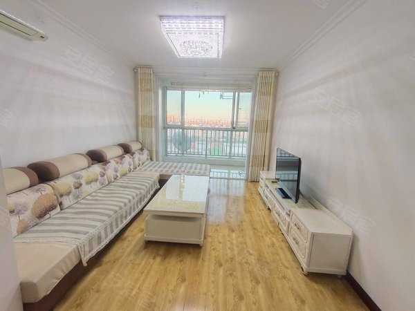 价格可以 宋城美域精装套二家具家电齐全拎包入住靠近学校市场,胶州