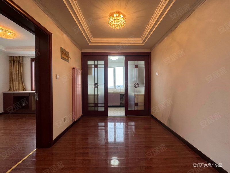 双卫!旁边商场菜市场金沙滩,锦都家园二手房,130万,3室2厅,2卫,131.