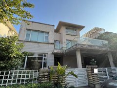 佛山顺德容桂东逸湾独立别墅出租，占地300平，小区管理，停车方便宜商宜居出租房源真实图片