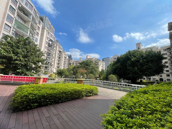 深圳福田景田北天健花园(福田)景田地铁口 天健花园 精装3房1卫 家私