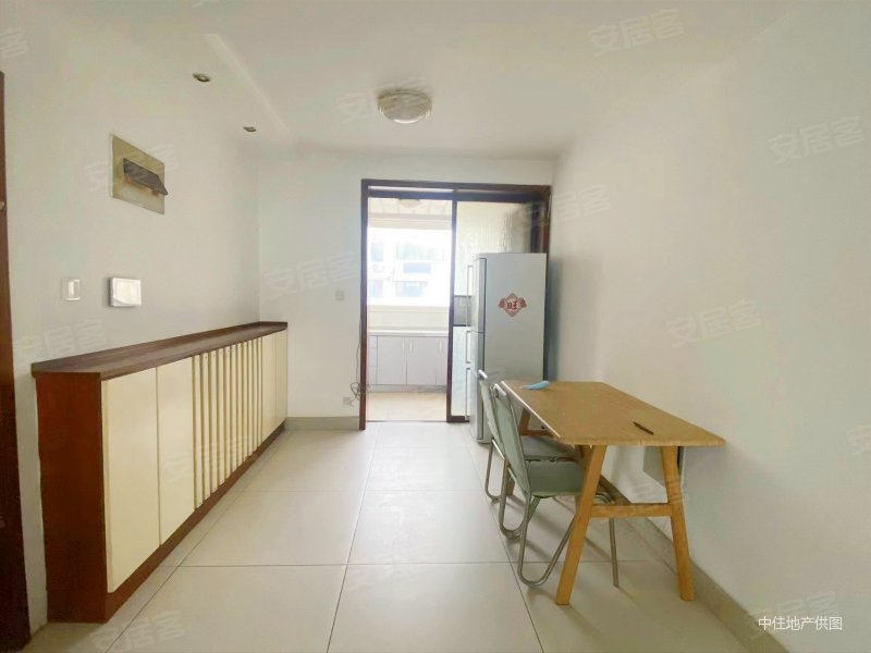 购物方便 中间楼层采光好 装修好 交通便捷,华夏金色阳光花园二手房