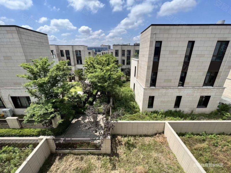 白鹭名邸(别墅)5室2厅3卫234.99㎡南北1250万