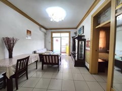 焦作解放解放城区电脑城附近，步梯四楼，双气，停车方便，家具家电齐全出租房源真实图片