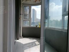 日照东港老城区2室精装拎包入住，交通方便！出租房源真实图片