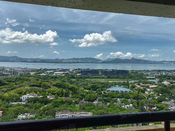 深圳南山华侨城海景花园(南山)喜欢海景房吗!