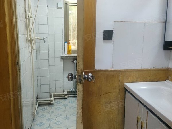 【多图】三道巷145号小区,丽达百货租房,出租 三道巷南口1楼 两室 带