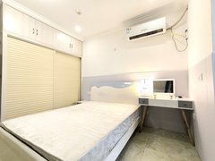 泸州江阳华润万象汇5月万象汇佳乐金街 江景公寓 真实实拍房源 随时看房出租房源真实图片