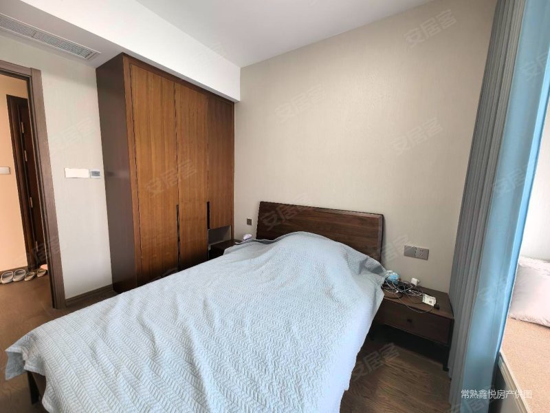 文化  及第阁143平二次加装少住 好楼层 带车位350万