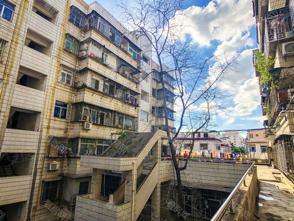 深圳宝安宝安中心区富华花园宝体对面翻身富华花园精装两房全齐出租