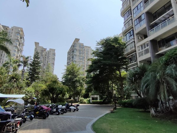 深圳宝安坪洲碧海富通城一期富通城一期精装两房家私齐全有停车位交通