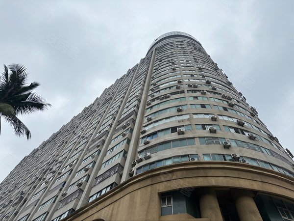 郓城华发大厦明珠广场对面 人民公园旁 华发大厦电梯三房 拎包入住