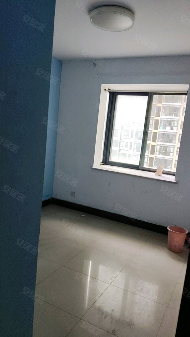 名人御苑 4室2厅2卫