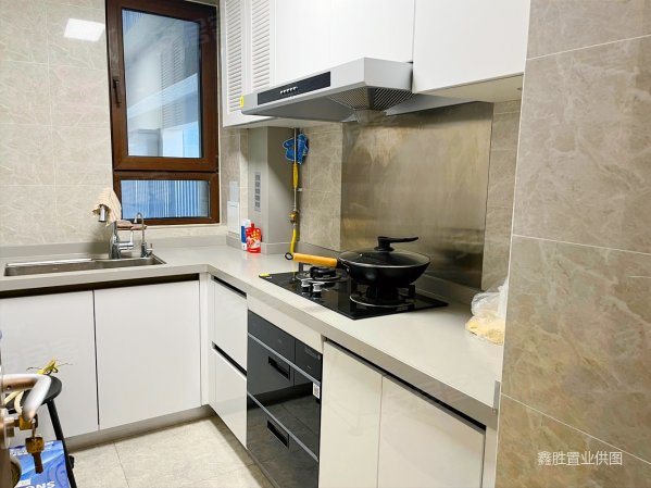 旭辉银盛泰瑞锦台