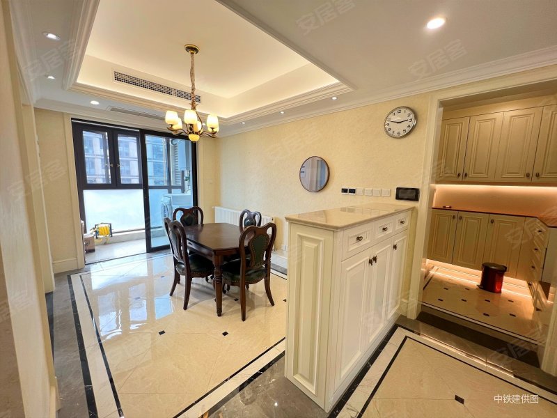 武侯区西派城d区165精装套四全新家具家电带双车位