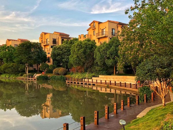 滟澜山精装上叠,西边套,采光明亮,4房,物业保真,有钥匙,青浦租房-上海