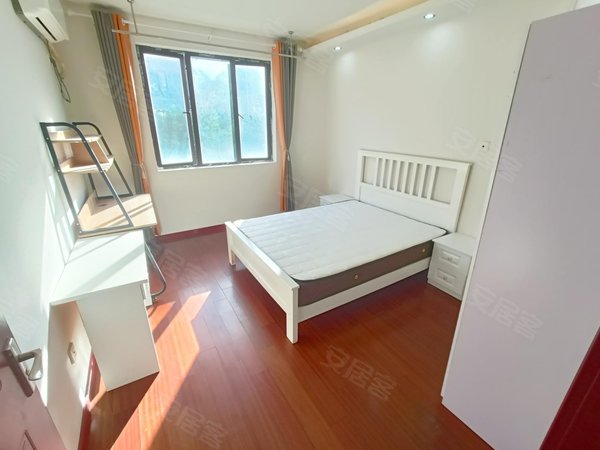 上海松江松江老城庐秀新苑(东区)庙前街近中心医院 精装两房 民用水电