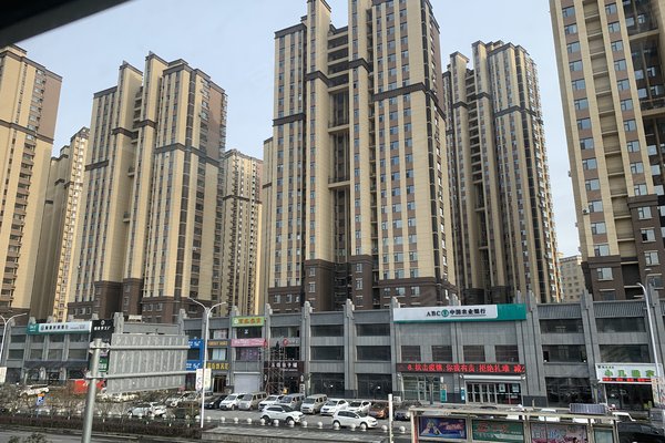 不足,蓝爵国际怎么样,蓝爵国际周边房产中介经纪人评价-通化安居客