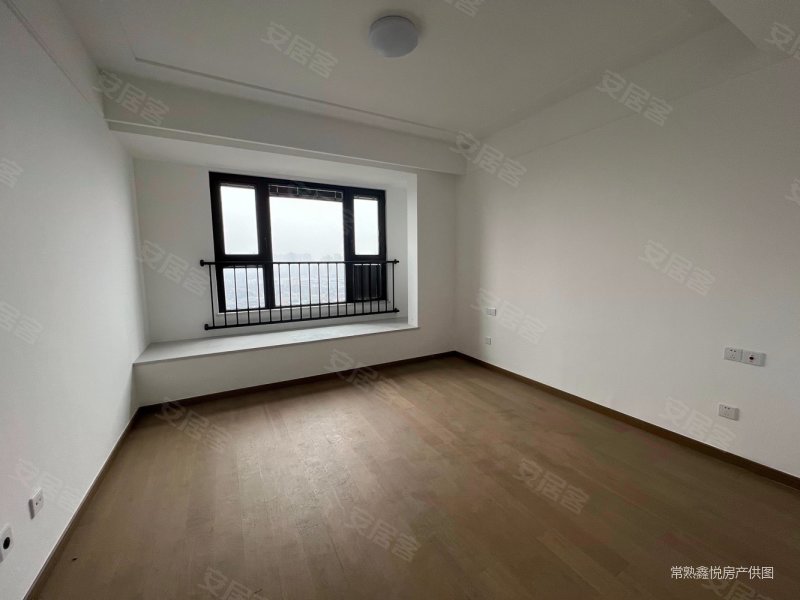 昆承中学大平层全屋中央空调加地暖精装未住看房随时