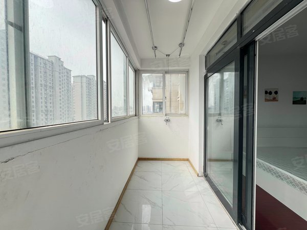 上海浦东周浦繁荣馨苑双南两房,18繁荣站,近万达 澧溪 看房有钥匙 ,可