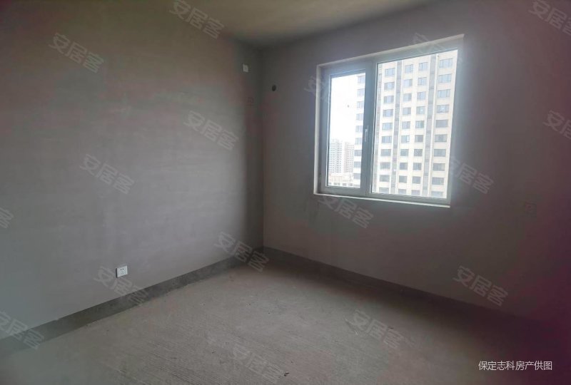 普兰庭12462平120万3室2厅2卫