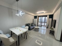 温岭温岭市区锦江中心湖馨佳苑 三室两厅两卫 独门独户 民用水电 有车位出租房源真实图片