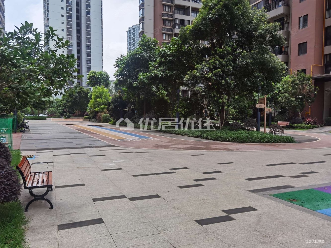 南宁房产网>南宁二手房>江南二手房>星光大道二手房>盛邦领地>1333