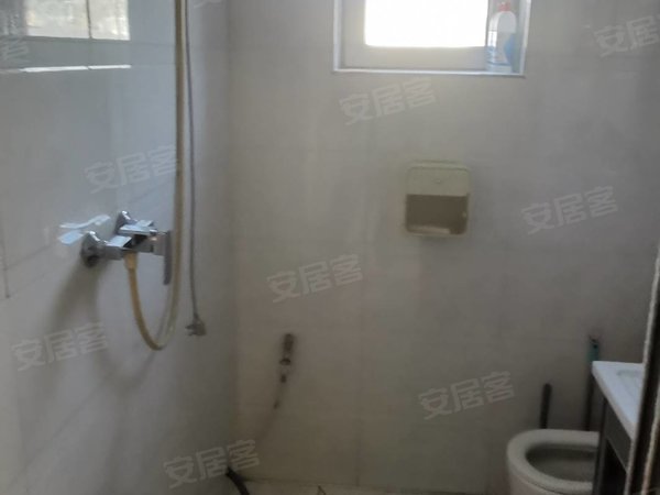 包头昆都仑恰特团17号街坊蔬菜楼精装修二楼出租恰特西团17街坊二楼70平全家具家电淋浴出租房源真实图片