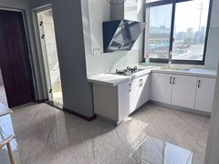 霍邱新店新店市场锦绣新世界，一室一厅，700每月，短租长租都可出租房源真实图片