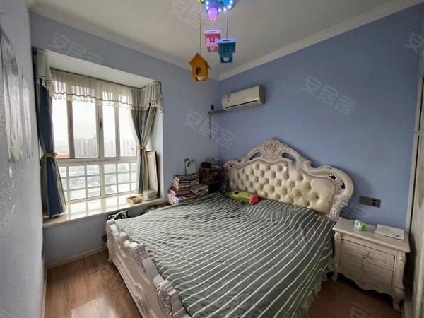 泸州龙马潭龙马大道玉带龙庭正在出租,紧临人民医院,羊大山公园,学校