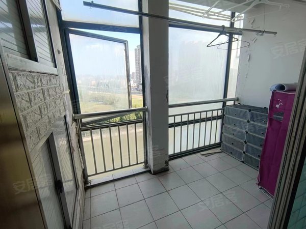 昆山玉山城西星海花园南苑星海花园南苑 1室1厅1卫 精装修 南北通透