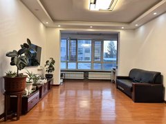 呼伦贝尔鄂温克谐仁步行街出租河西新区泰园小区    1楼，102平南北通透1万5包费出租房源真实图片