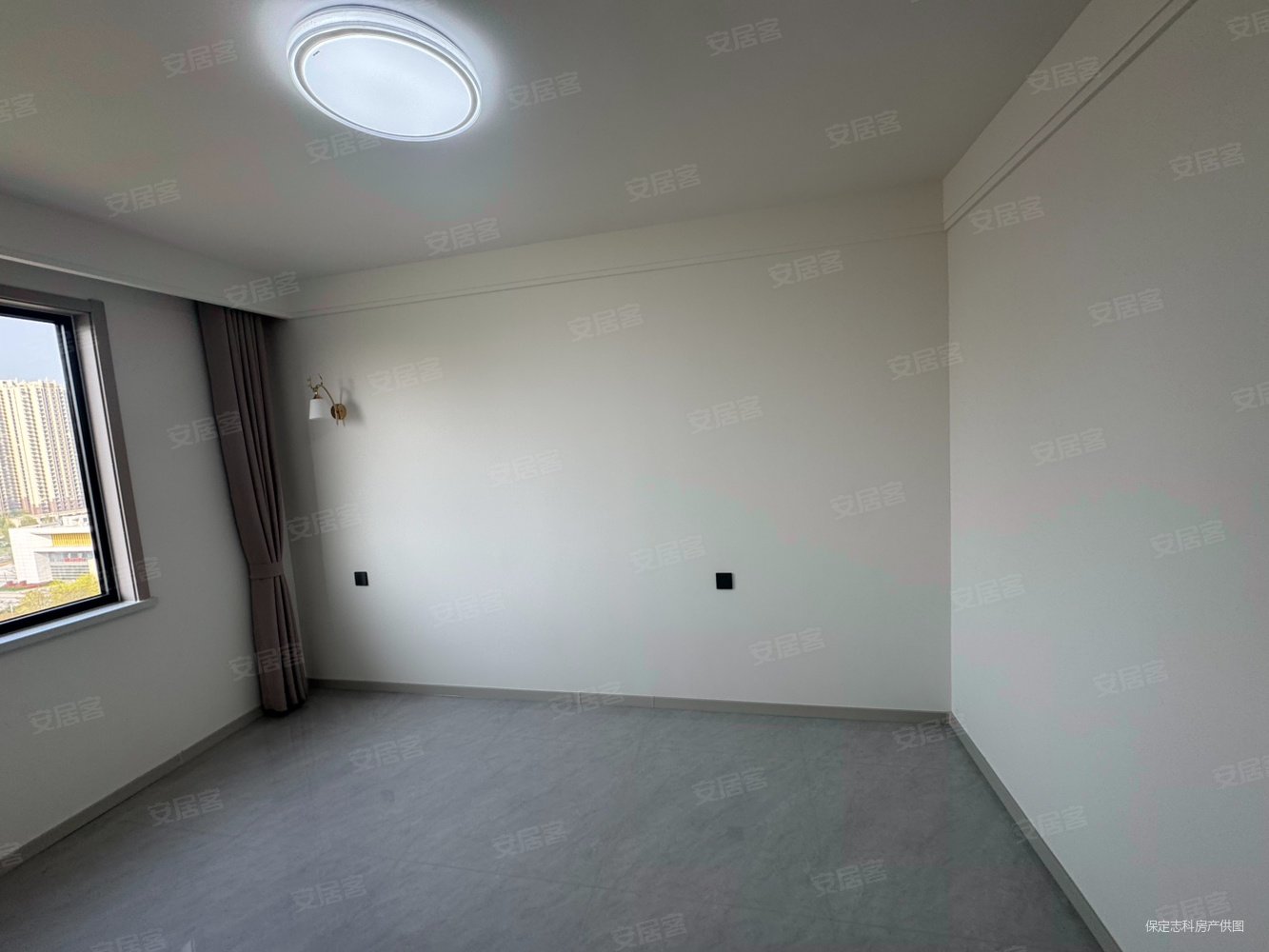 维多利亚夏郡4室2厅2卫162㎡南北115.8万