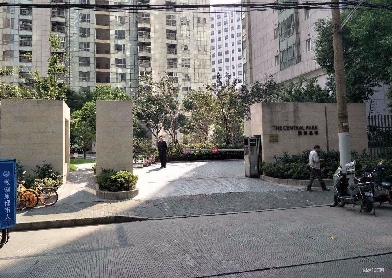 孟夏草木长绕屋树扶疏新天地老牌豪宅淮海晶华大三房