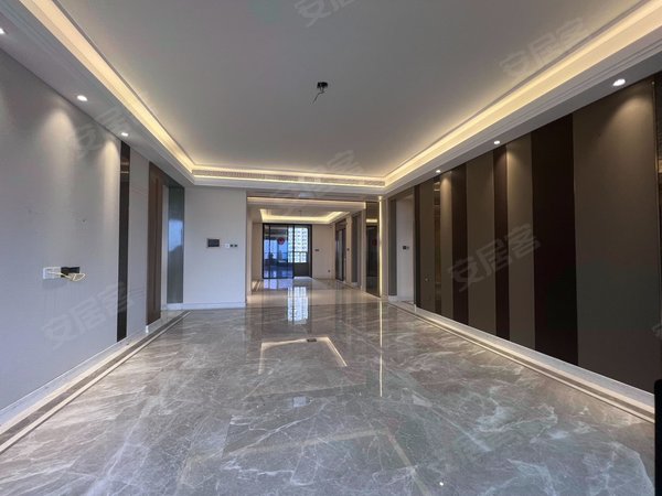 金茂府 5房3卫,南北通透,中高楼层,适合三代同堂居住,荔湾租房-广州58