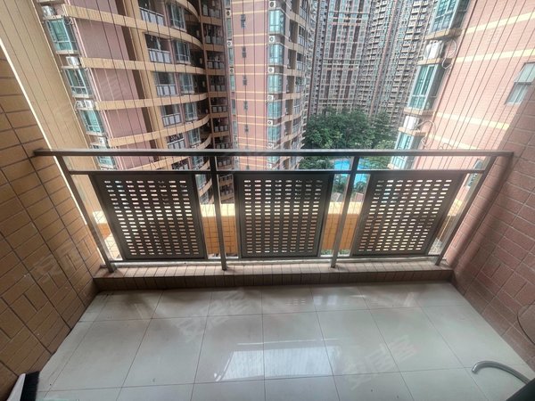 深圳福田赤尾京基御景华城御景华城精装两房,家私家电齐全,拎包入住