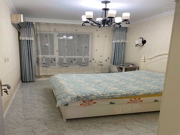 沈阳铁西重工鑫丰御景庭首租 屋里婚装 房主一天没住过 高品质园区