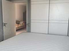 保定涿州德信文化公园停车方便！全屋定制！集中供暖！自住标准豪华装修南向2居电梯房出租房源真实图片