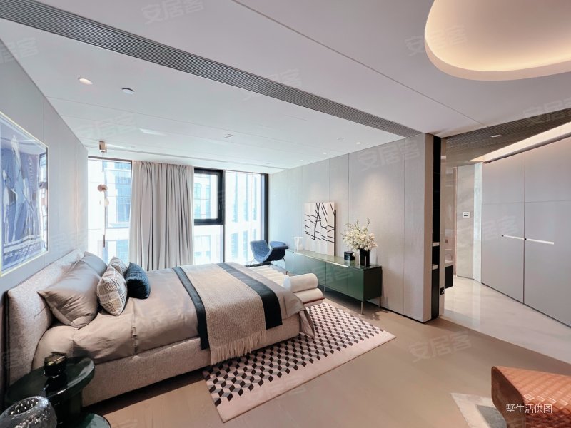 国贸精装现房,随时可以看房,梵悦108二手房,2200万,2室2厅,2卫,206