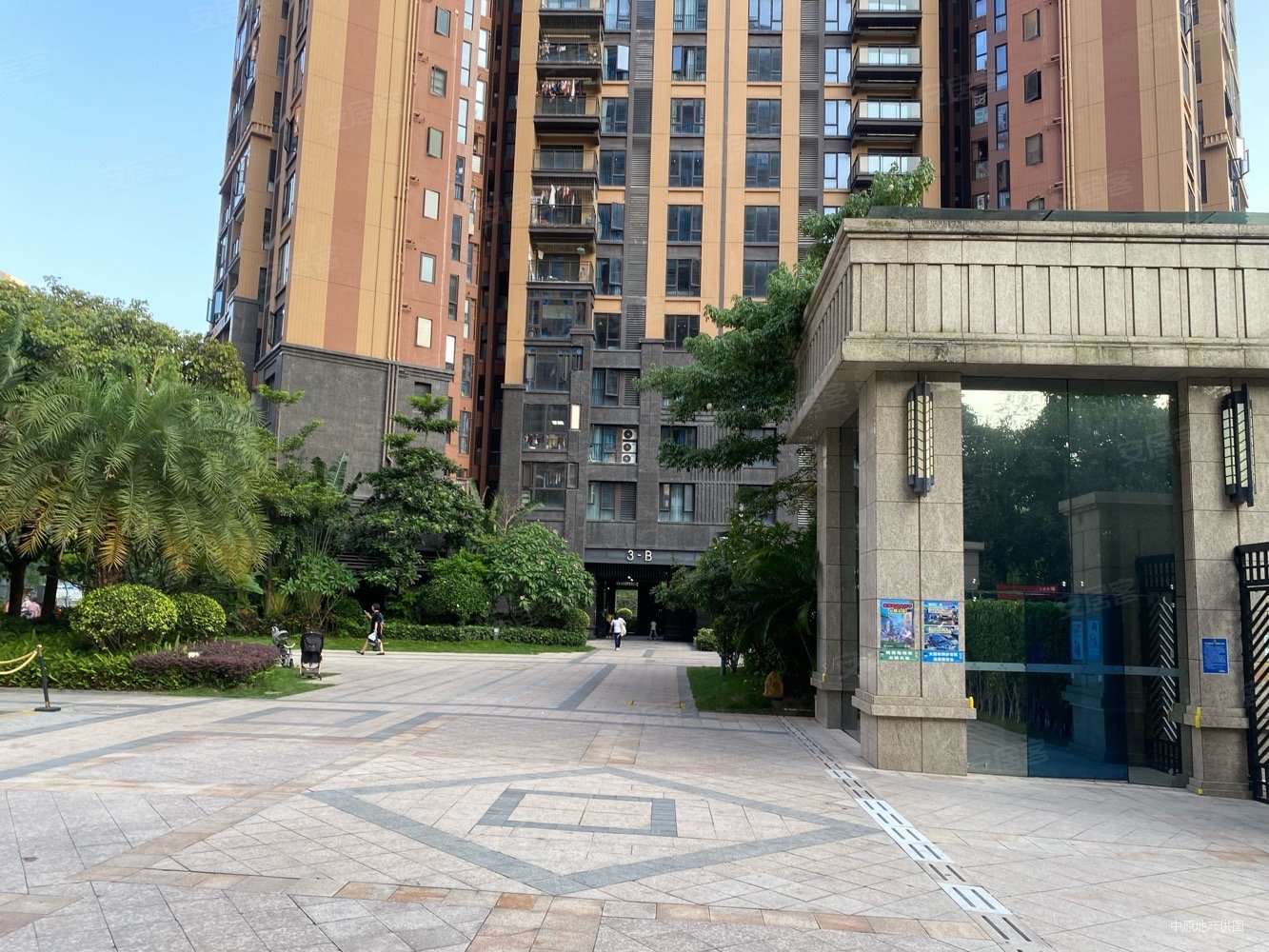 大族云峰一期4室2厅2卫166.34㎡南北0万