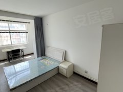 银川金凤正源南街长城中路 海悦广场 新百大卖场 主卧单间带阳台可短租押一付一出租房源真实图片