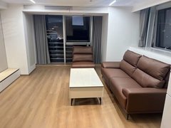盐城盐都聚龙湖凤凰汇公寓2室2卫,全新家具家电2500出租房源真实图片