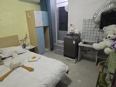 南昌青山湖南京东路电梯小单间 独门独卫 近梦时代 一号线 可短租出租房源真实图片